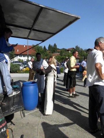 Ochsenbraten bei Historischer Hochzeit in Irrsdorf